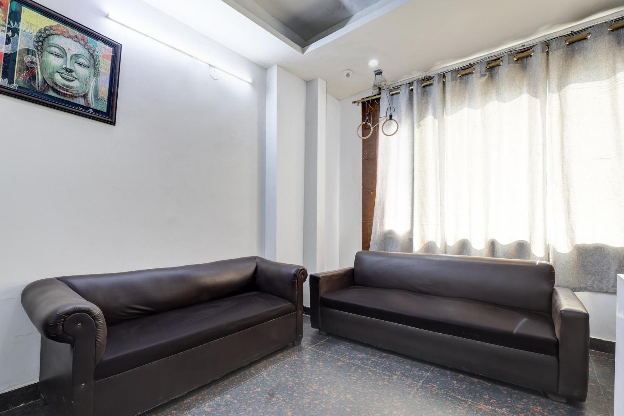 Hotel Aron By The Premium Villa Nueva Delhi Exterior foto
